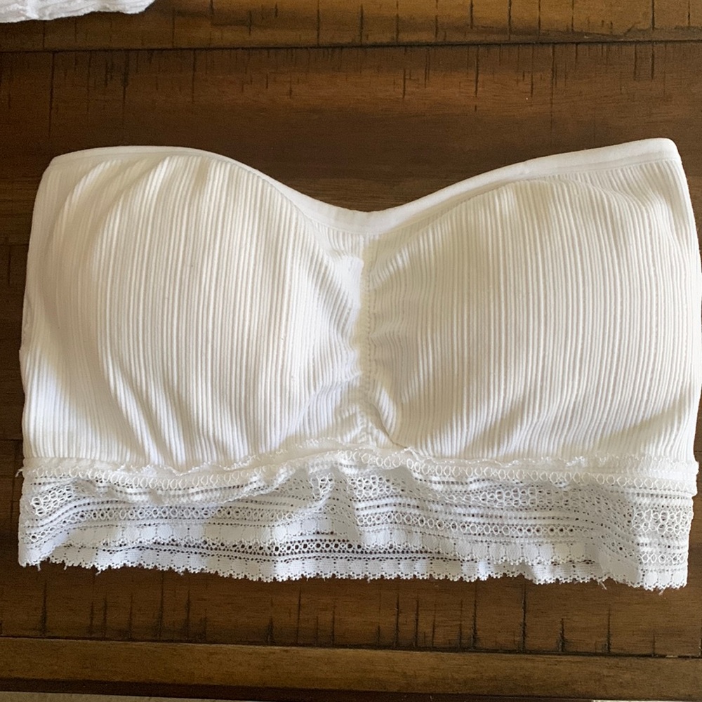 White padded lace lined bandeau bralette